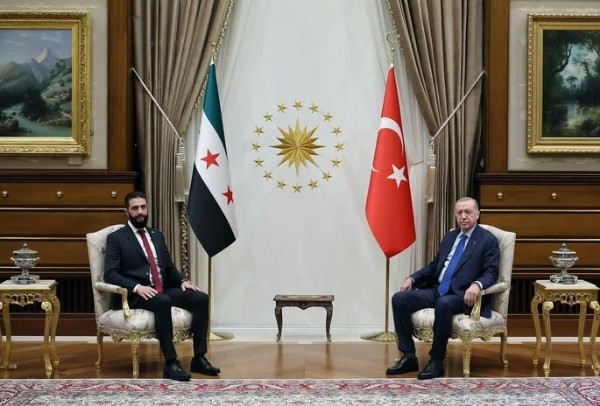 Cumhurbaşkanı Erdoğan'dan önemli açıklamalar! 'Terörle mücadelede Suriye'ye gereken desteği sağlamaya hazırız'
